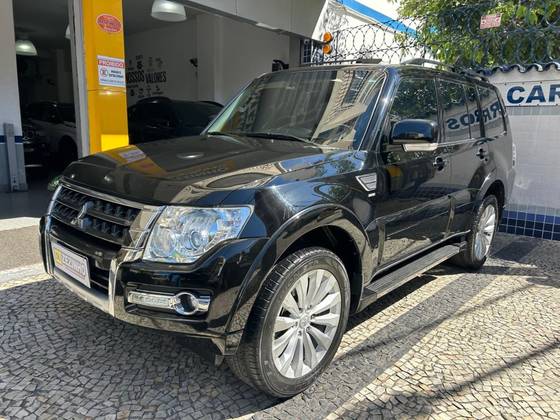 MITSUBISHI PAJERO FULL 3.2 HPE 4X4 16V TURBO INTERCOOLER DIESEL 4P AUTOMÁTICO MITSUBISHI PAJERO FULL 3.2 HPE 4X4 16V TURBO INTERCOOLER DIESEL 4P AUTOMÁTICO